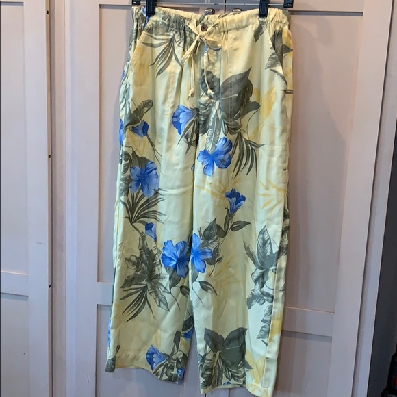 jamaica bay Pants - 💐5/25 High rise crop lightweight floral pants